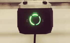 AI賦能鋰電信息采集！?？禉C(jī)器人助您“躺贏”工業(yè)讀碼新賽道